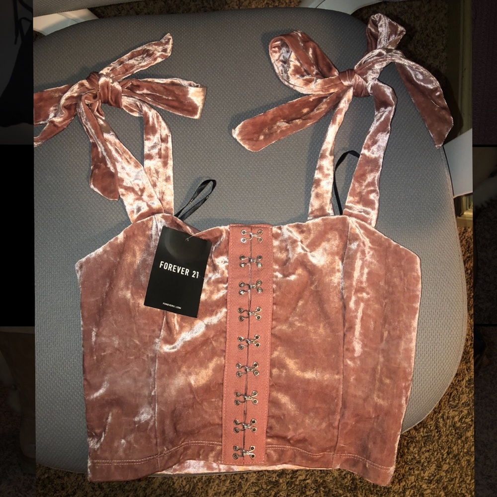 Pink tank crop top- size small, new with tags